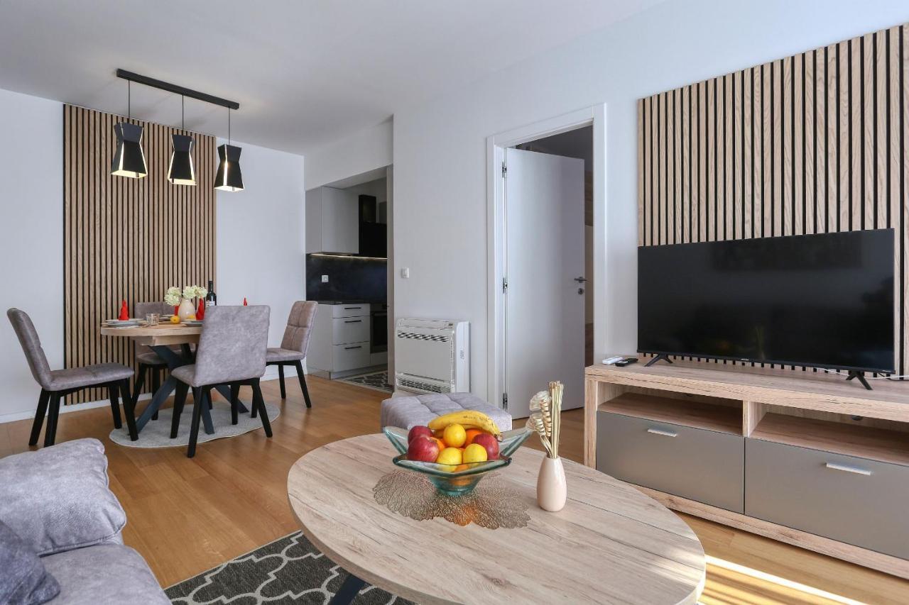 Apartments Perla With Free Parking Zadar Exterior photo